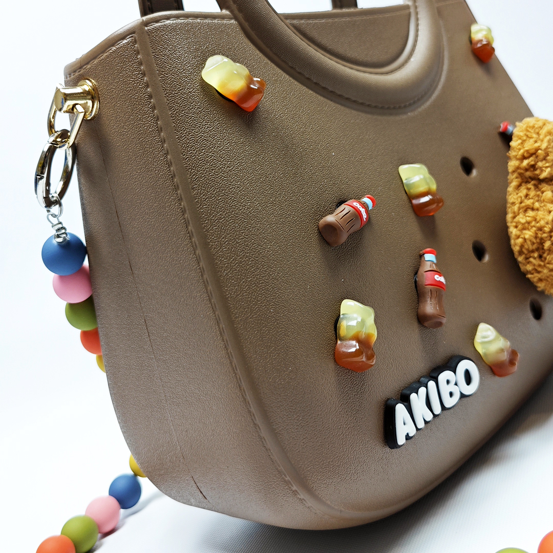 AKIBO滿月包-焦糖咖/童趣彩珠背帶(肩背手提洞洞包。中性款、輕量、防水)
