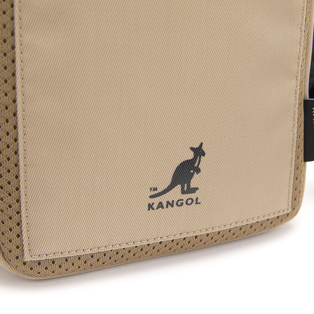 KANGOL袋鼠側背尼龍相機包-卡