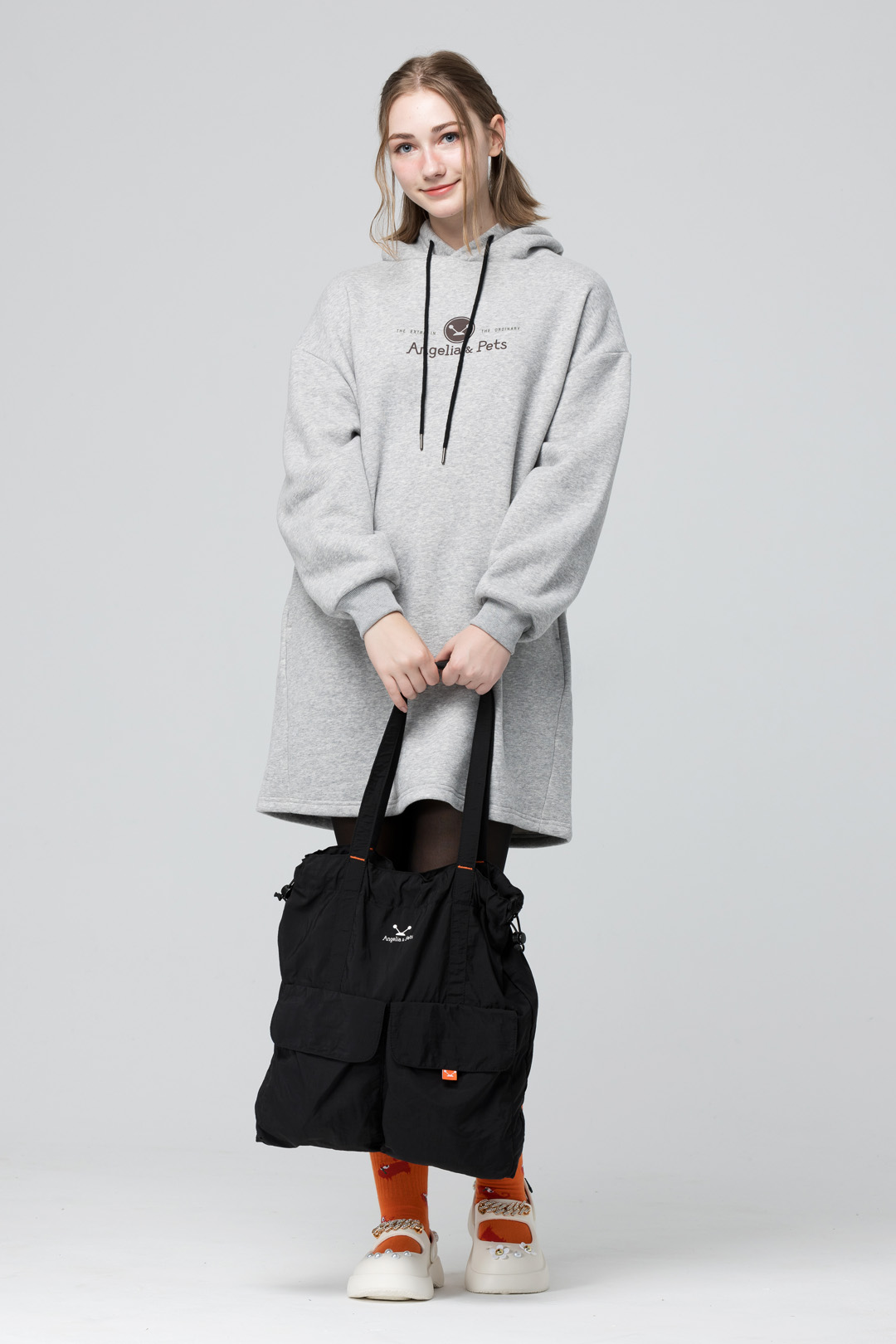 Angelia&Pets輕撥水側肩包-黑