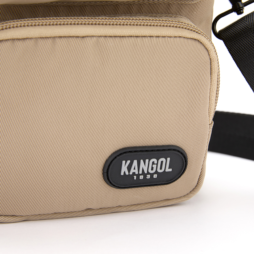 KANGOL袋鼠側背尼龍相機包-卡