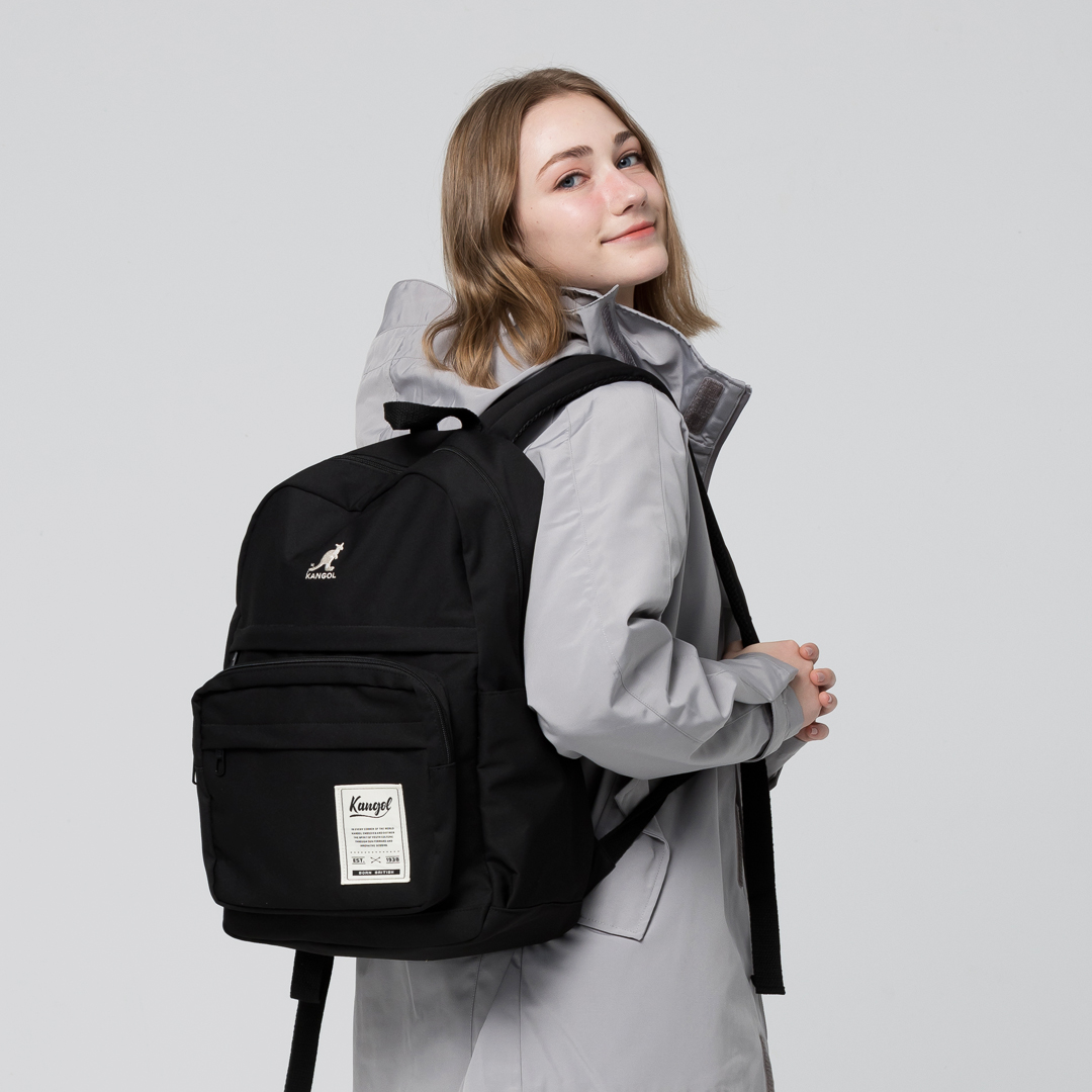 KANGOL袋鼠基本後背包-黑