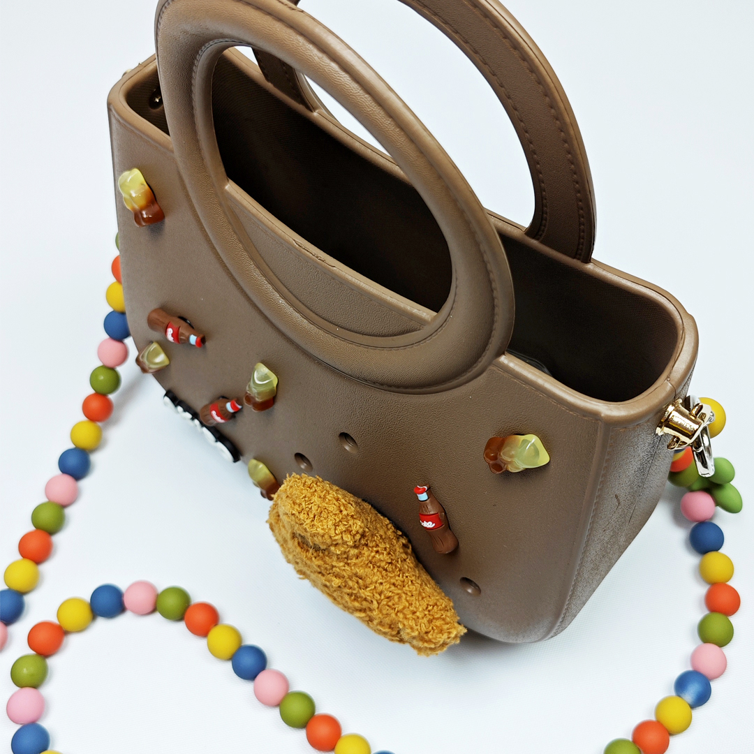 AKIBO滿月包-焦糖咖/童趣彩珠背帶(肩背手提洞洞包。中性款、輕量、防水)