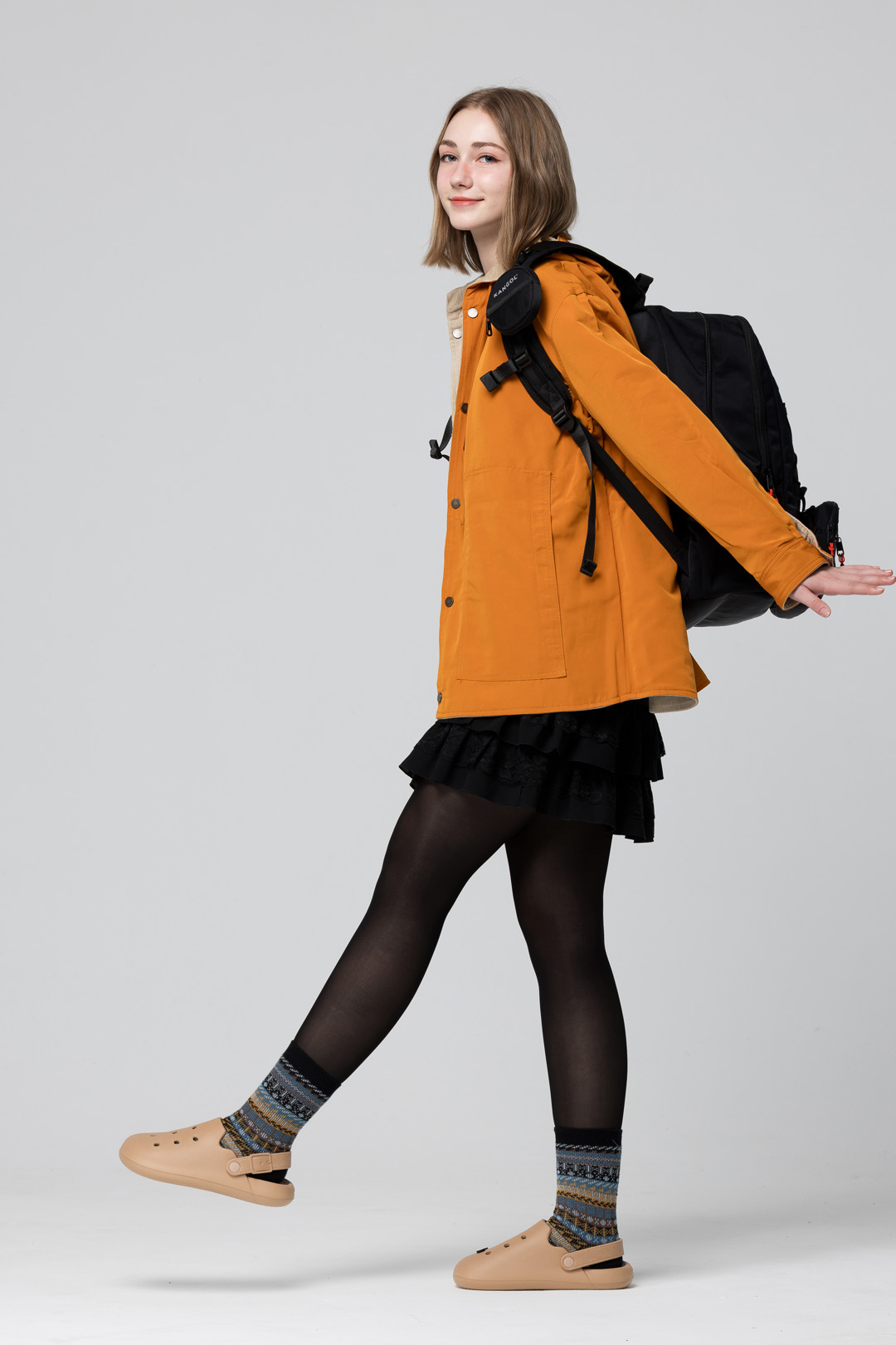 KANGOL袋鼠多功能後背包-黑