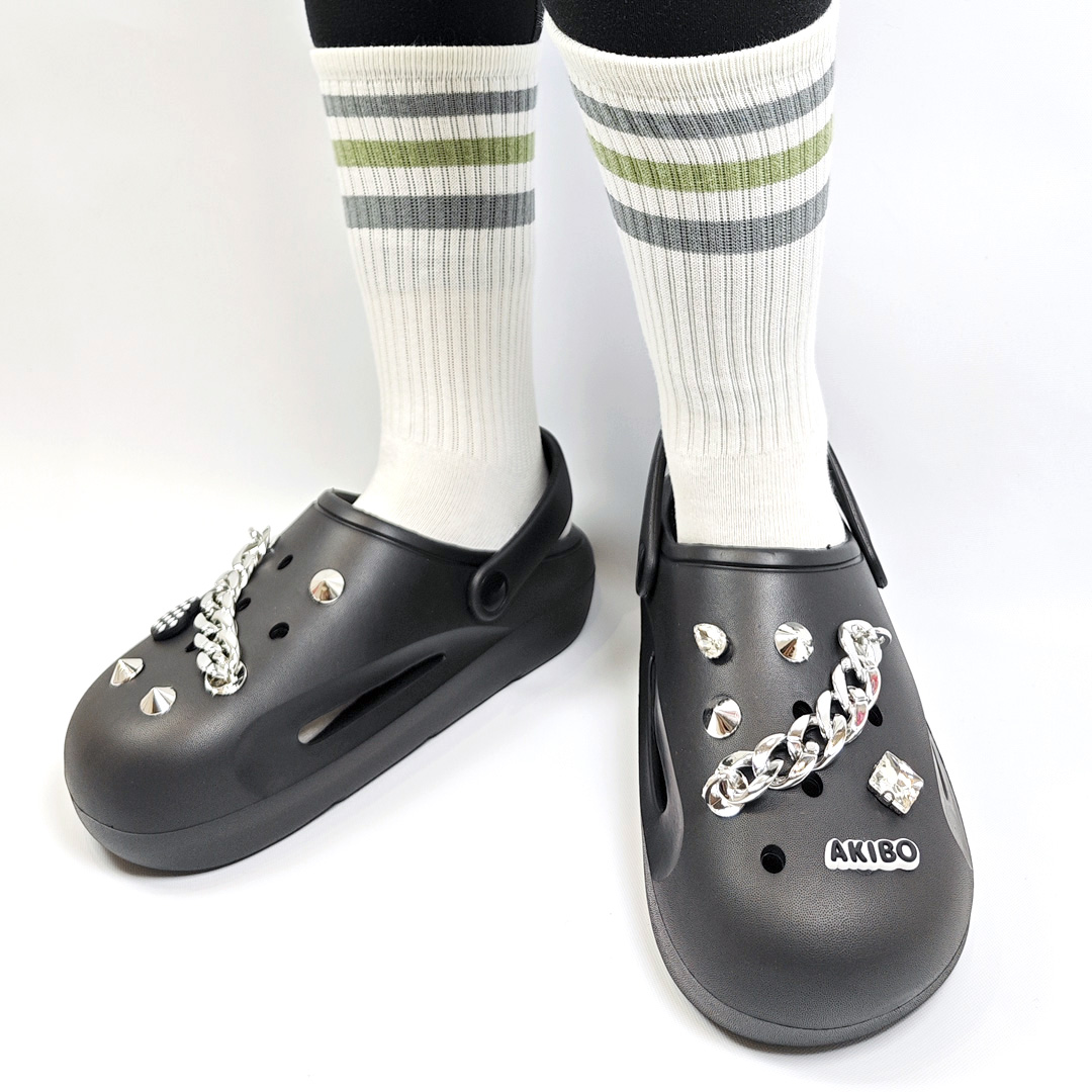 AKIBO搖滾甜心款洞洞鞋扣 (十件組) AKIBO搖滾甜心款洞洞鞋扣 (十件組)