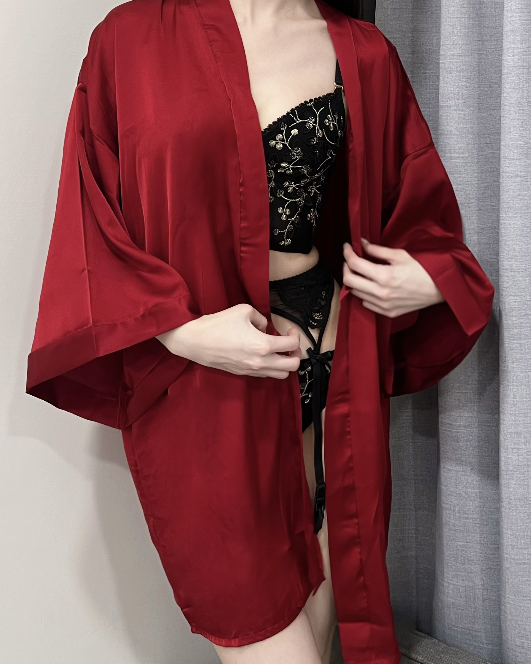 After Midnight 午夜過後緞面睡袍-紅