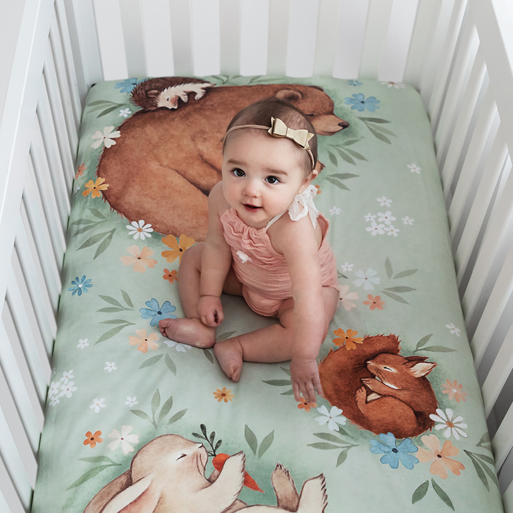 美國RookieHumans 嬰兒床純棉絲柔床包 (魔幻的大地)3