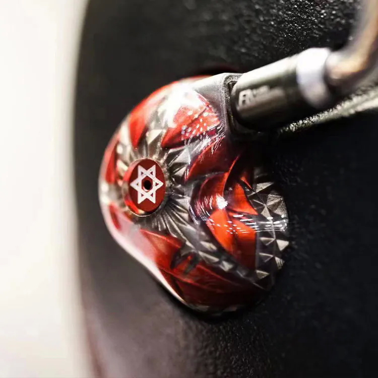 Artpical Lucifer 路西法CM 0.78mm 可換線入耳式耳機耳道式