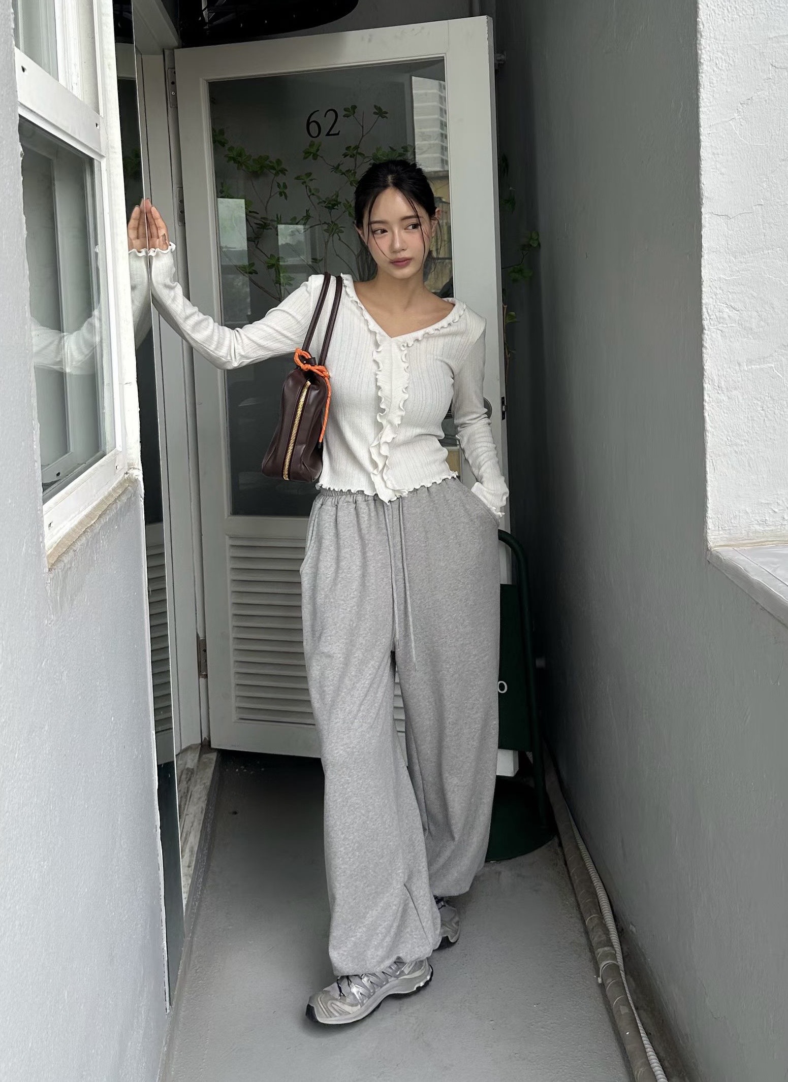 小花邊設計少女上衣