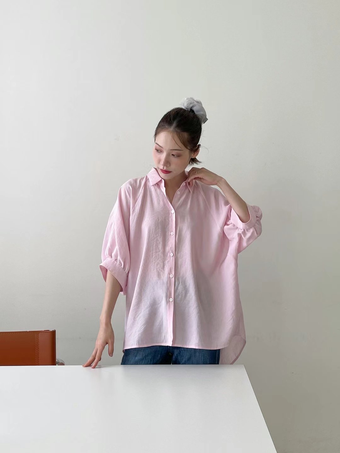 美背抽皺落肩寬鬆雪紡襯衫