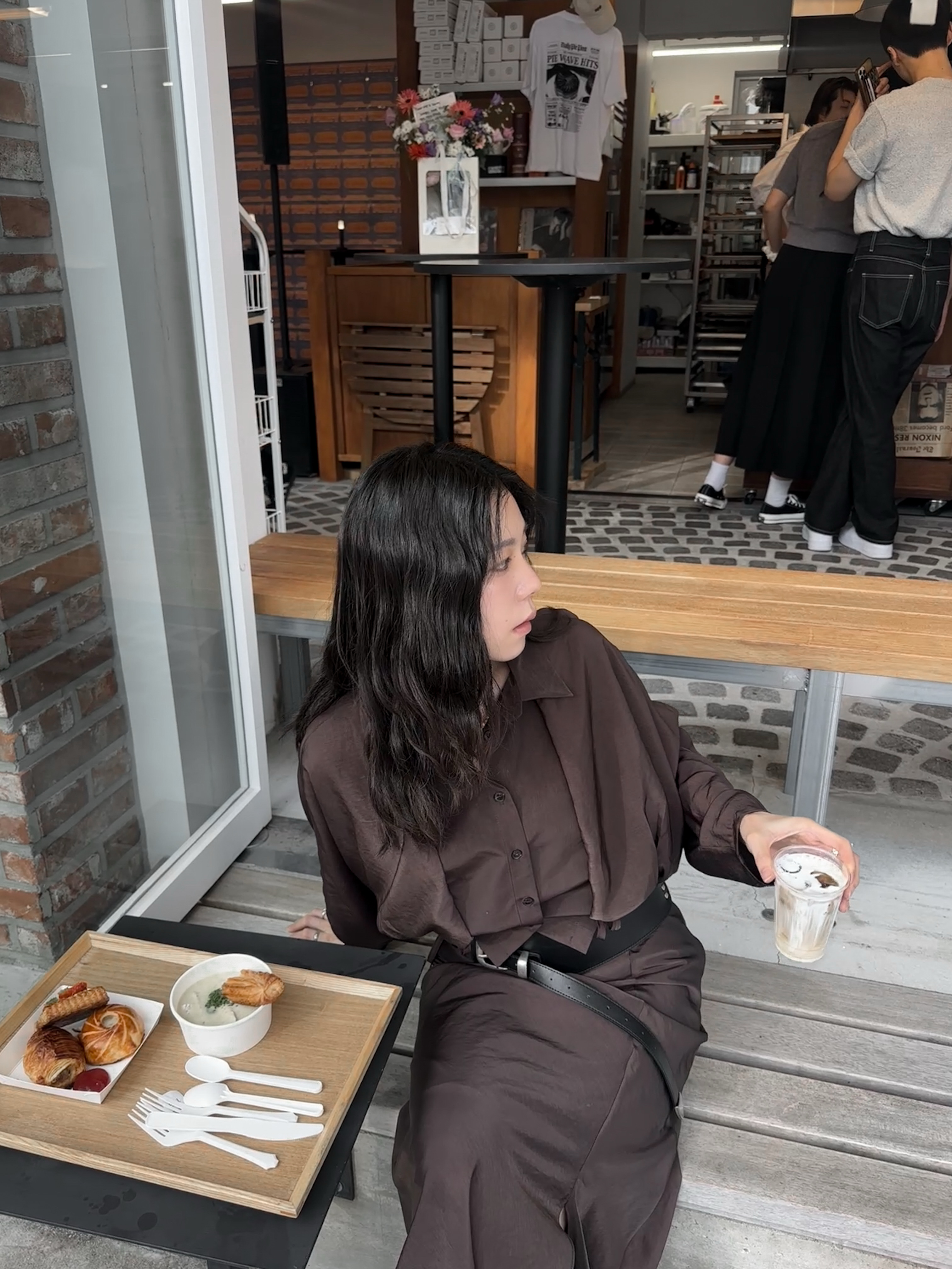 時髦銀扣寬版皮帶