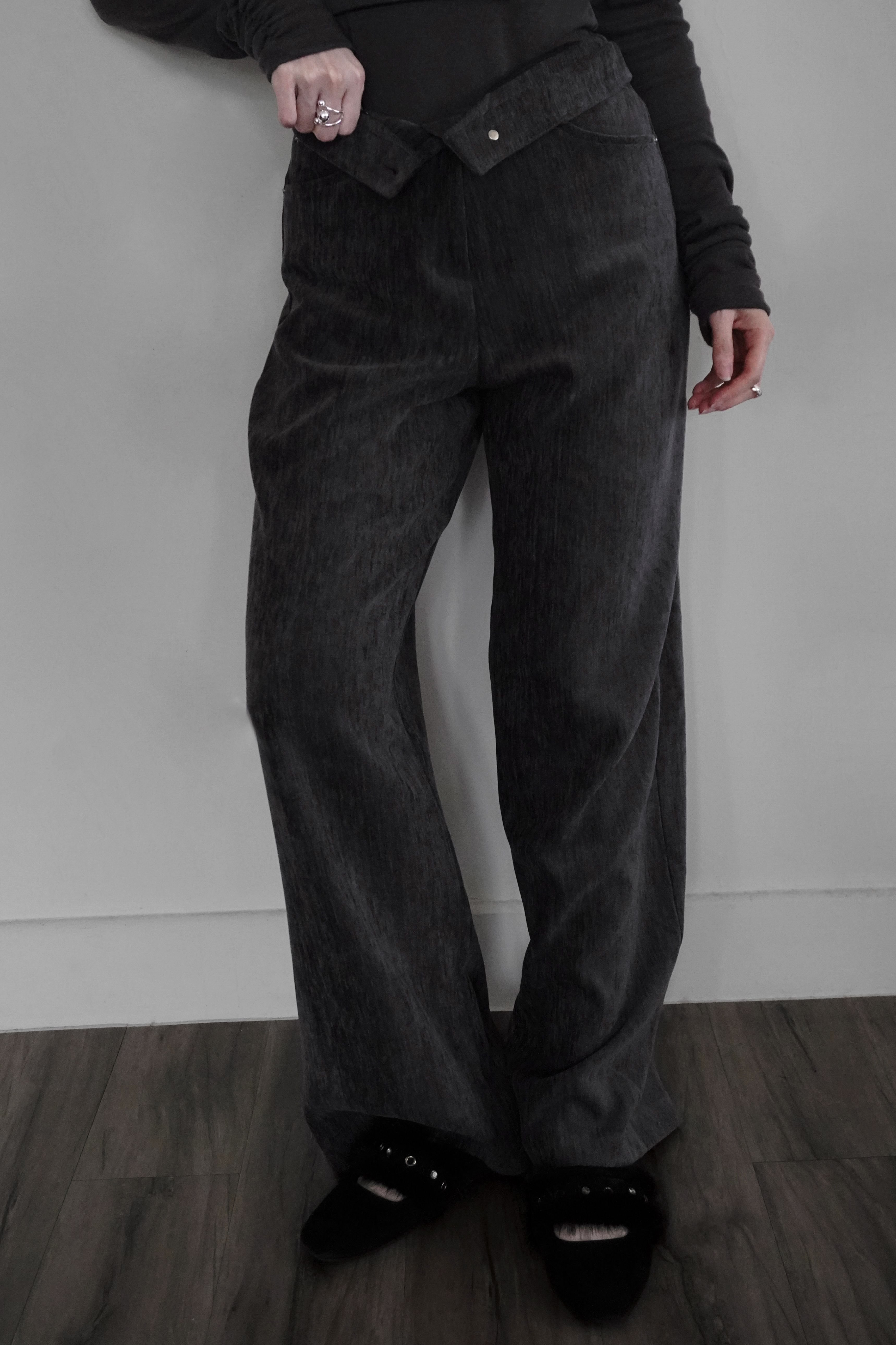 低調直紋刷色毛絨寬褲