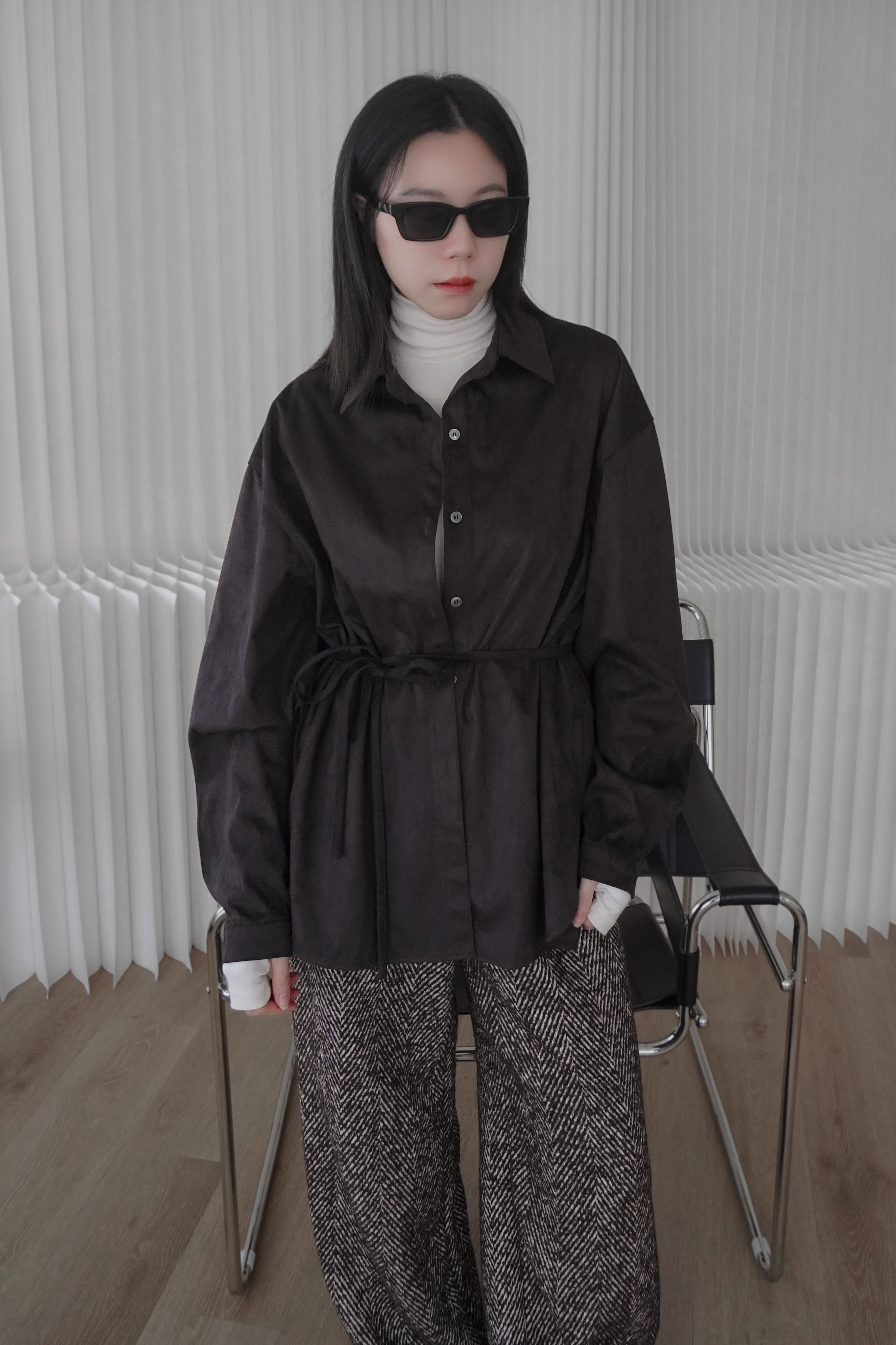 超柔順挺版麂皮襯衫（附綁帶）