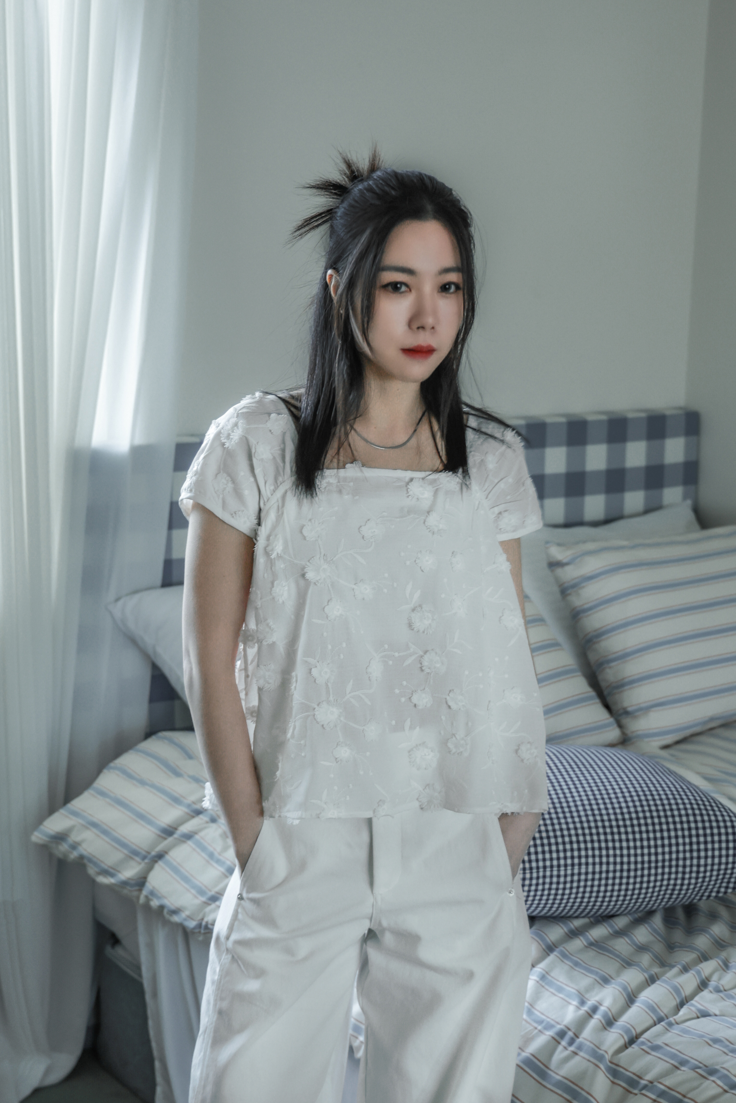 高級感刺繡緹花綁帶上衣