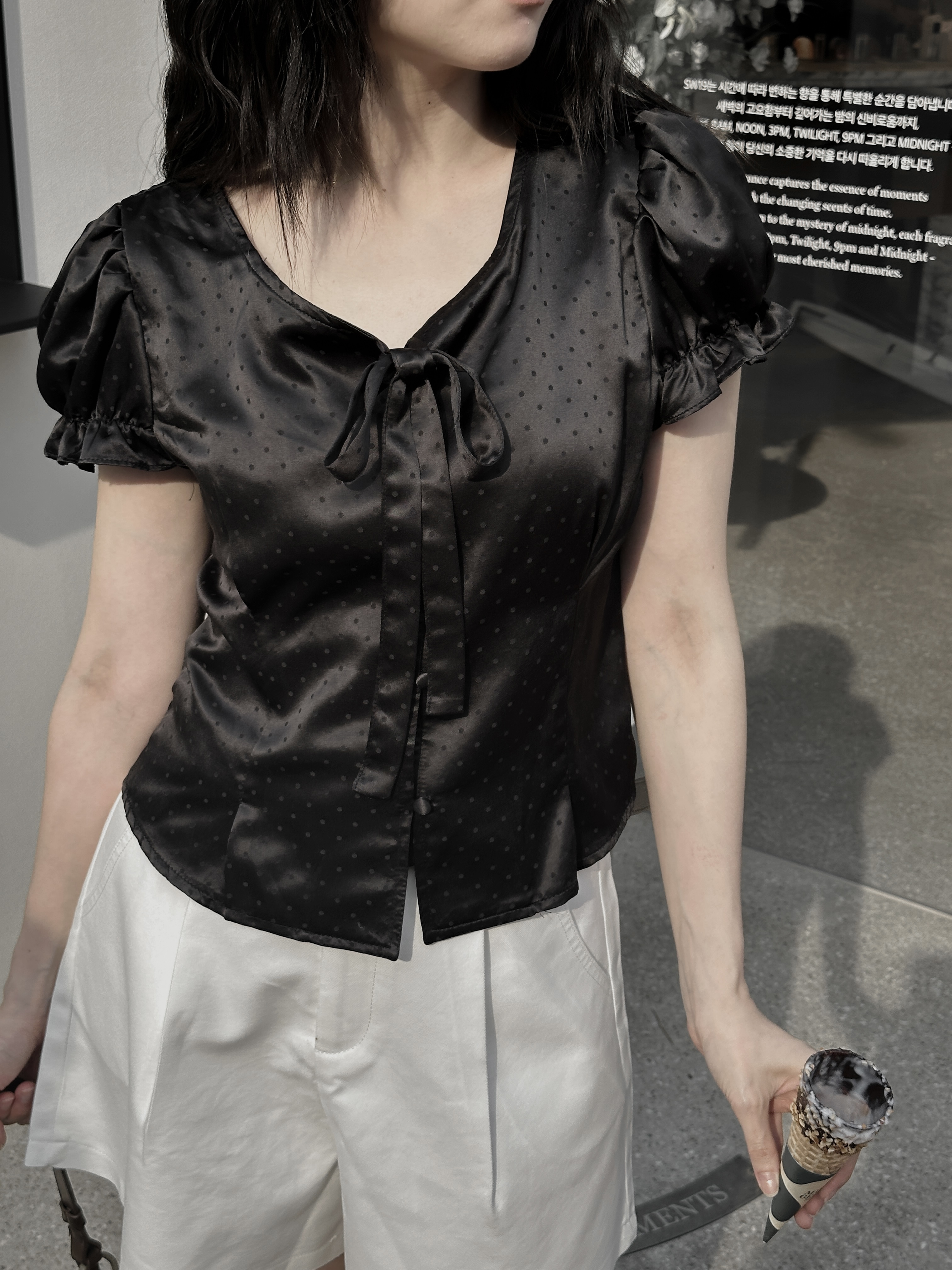 光澤感緞面小圓點襯衫