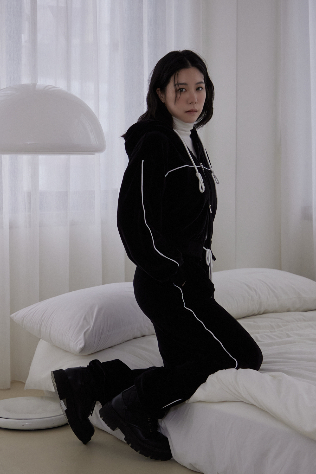 車線拼接絨面抽繩長褲