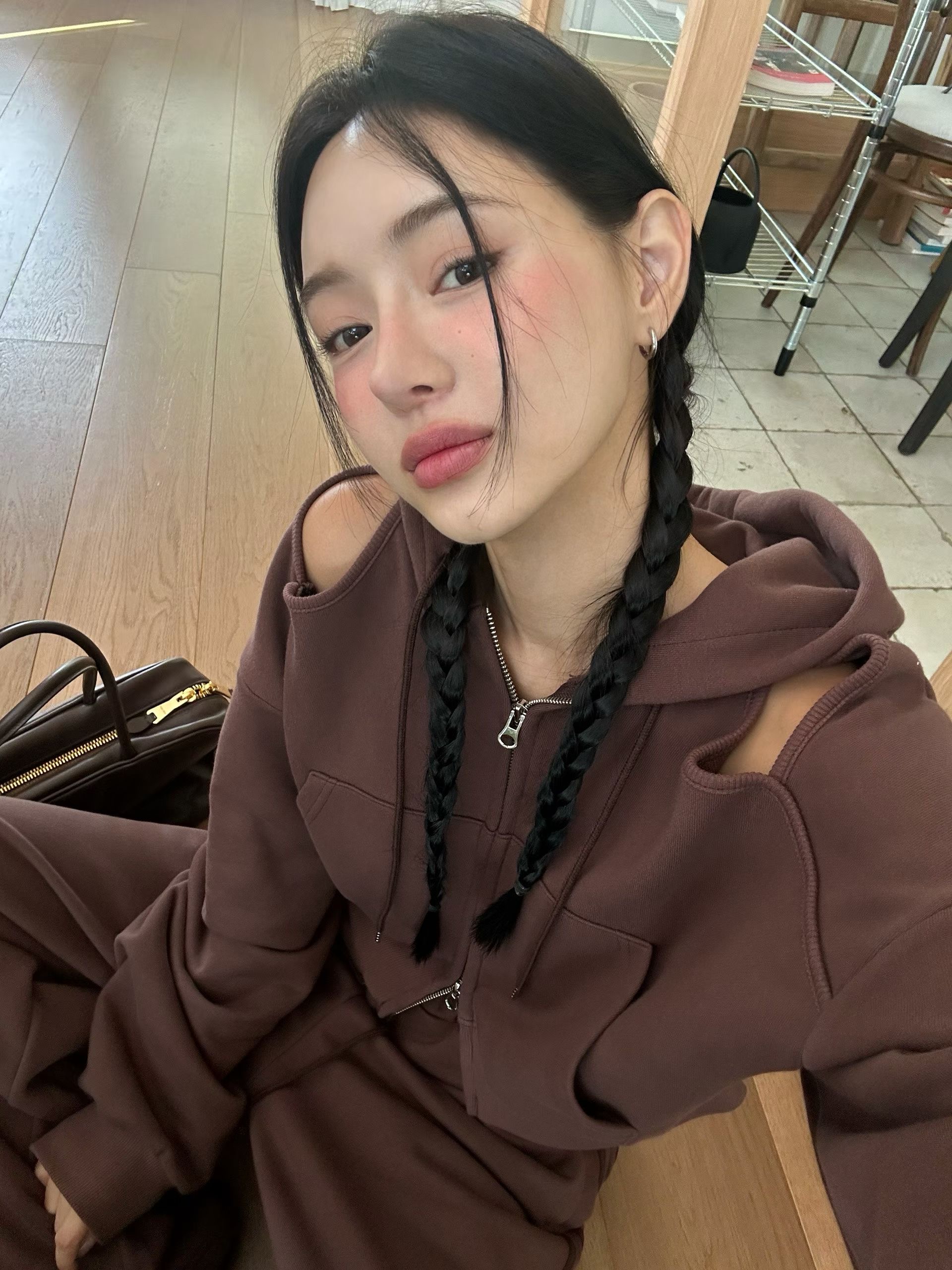 挖空設計雙拉鍊連帽外套