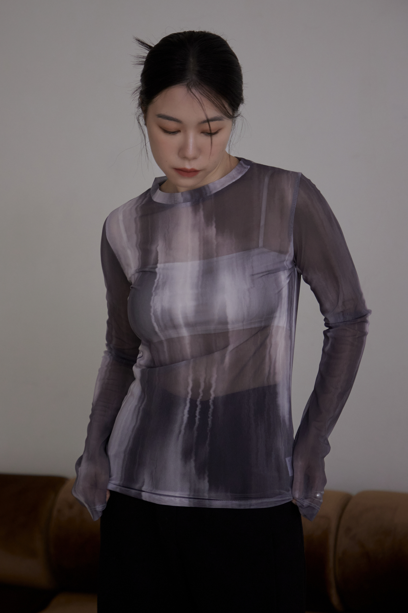 隨性渲染透膚上衣