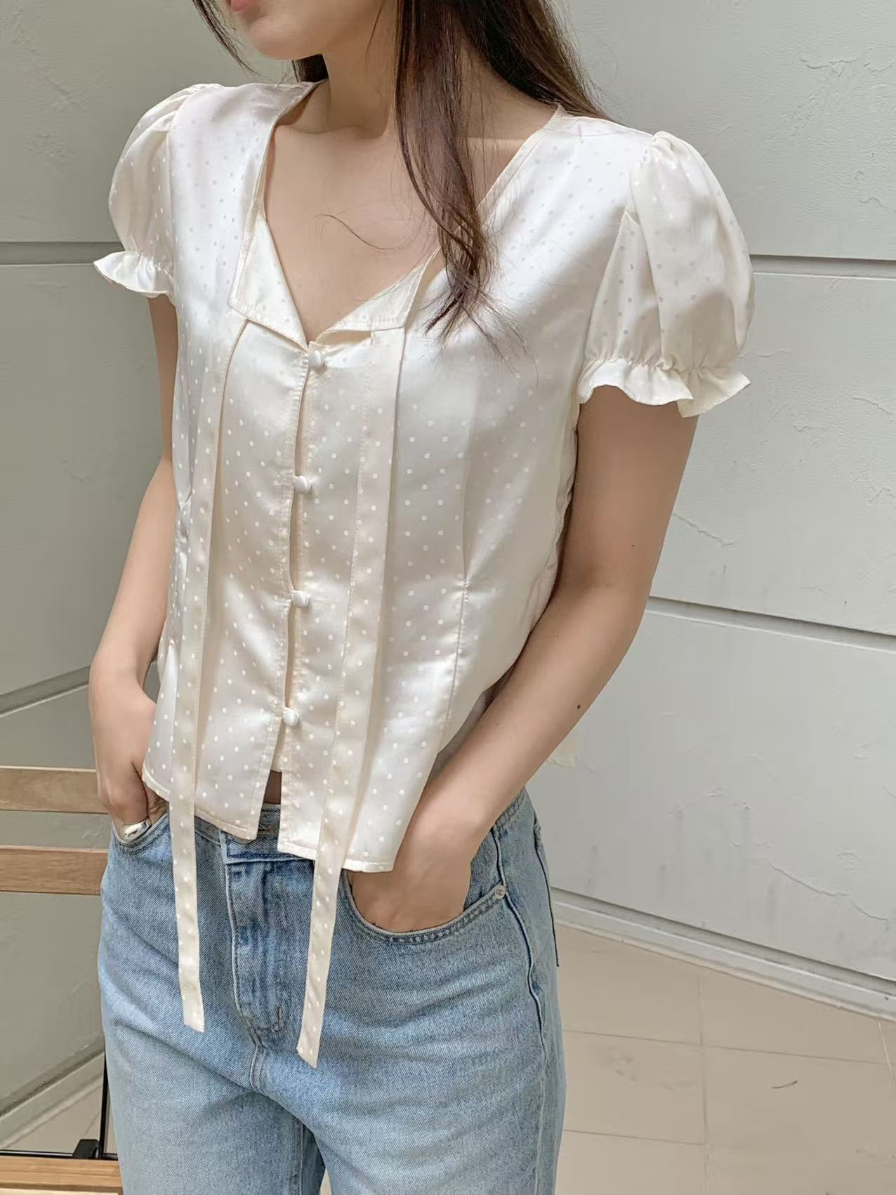 光澤感緞面小圓點襯衫