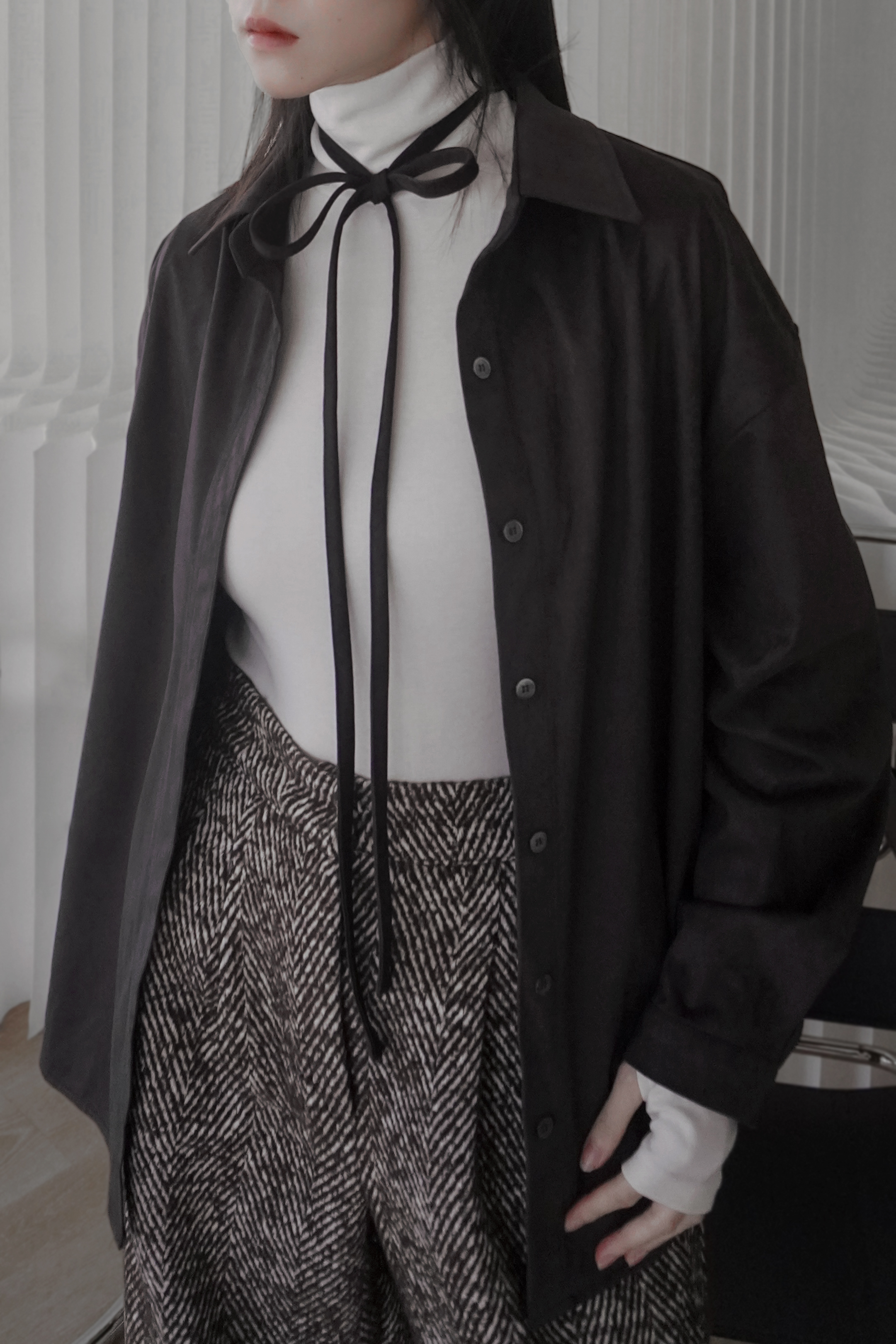 超柔順挺版麂皮襯衫（附綁帶）