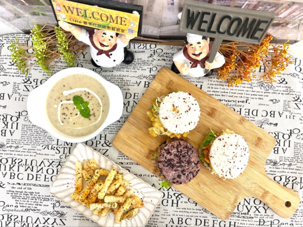 蔡萬利 | 米漢堡套餐