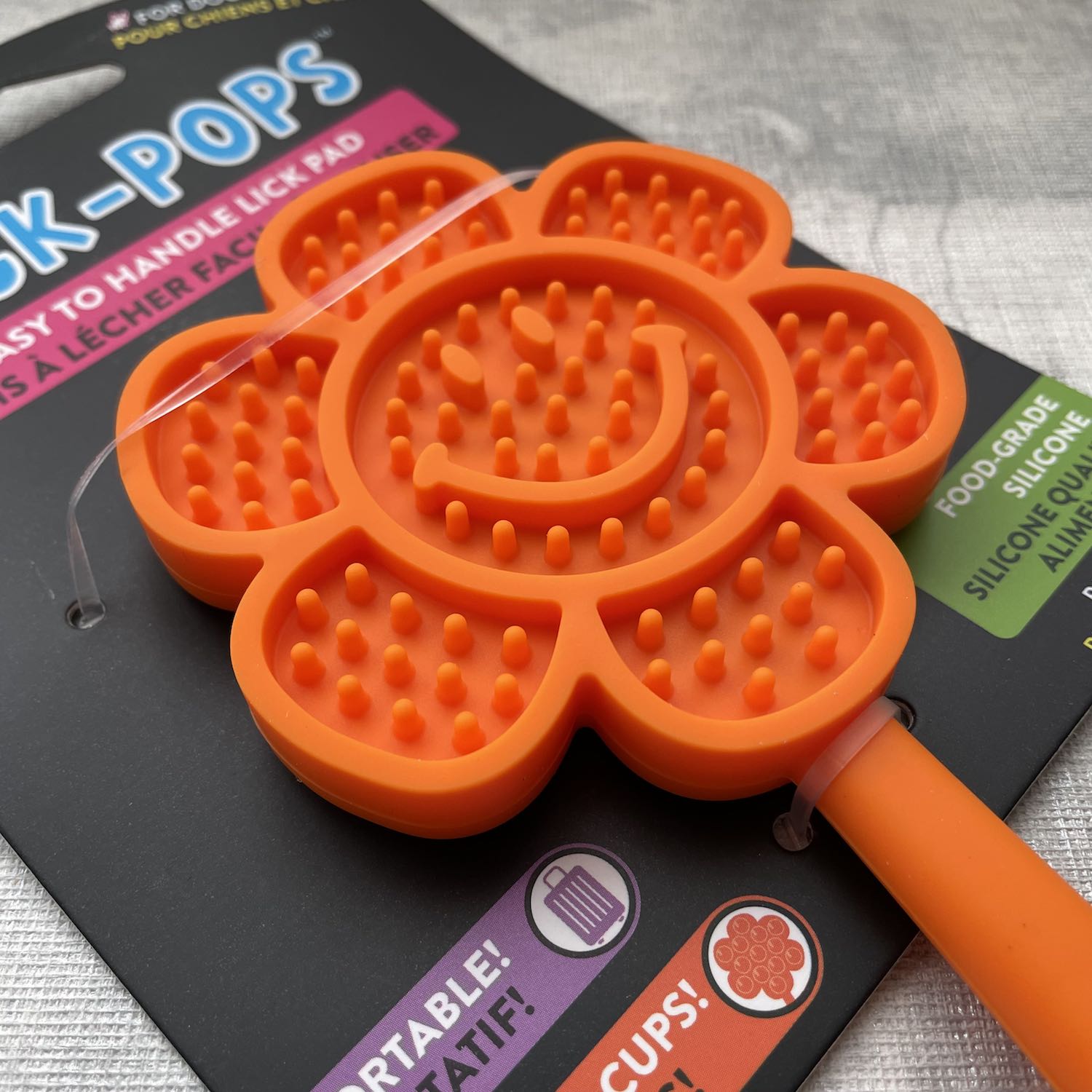 Smiley Flower 03.jpg