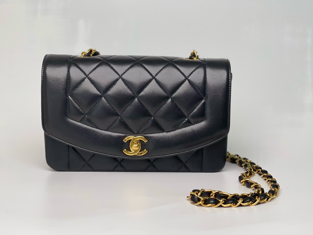 Chanel - Fashion vintage house
