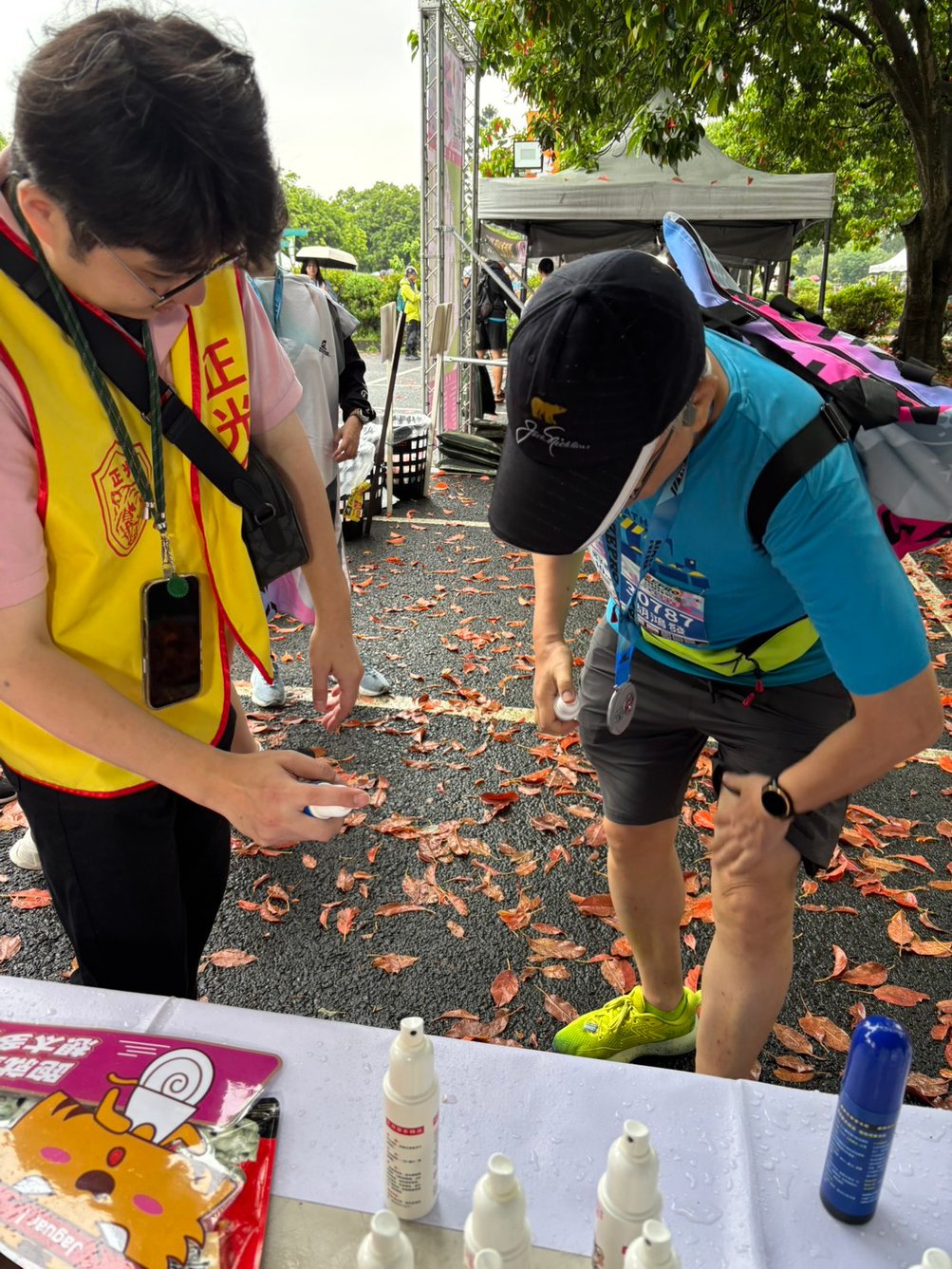 2025 ZEPRO RUN 桃園場回顧：石門水庫21K練跑技巧與雨天跑步指南| 運動