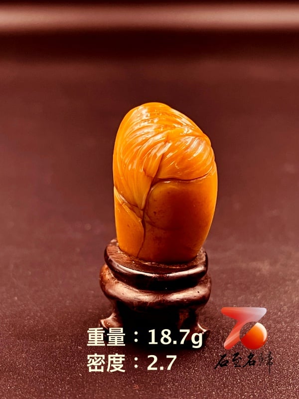 【福寿双全】印鑑｜寿山石田黄石の印章｜福广作款｜天然石｜細密彫｜開運置物｜座付き 壽山田黃石收藏雕件【彌勒】 附福州壽山石鑑定中心鑑定證書- 石至名歸