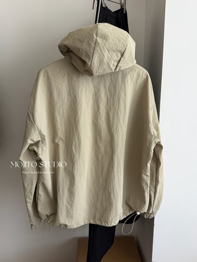 輕薄防曬抽繩連帽外套｜速乾透氣・慵懶寬版必備15