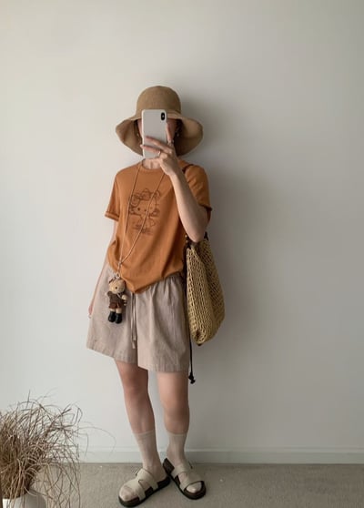 復古塗鴉Kitty印花短TEE+娃娃項鍊2