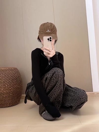 率性豹紋寬版顯瘦垂墜感彎刀褲9