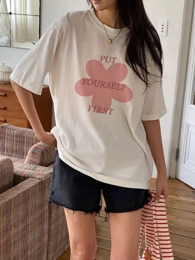 韓系花朵字母寬鬆T4