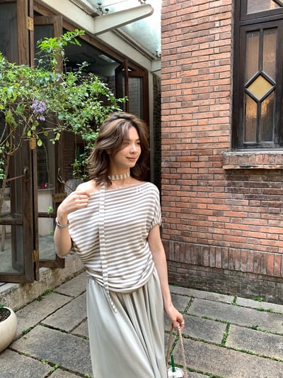 條紋斜肩綁帶針織上衣（加飄帶）8