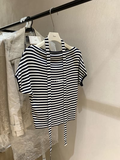 條紋斜肩綁帶針織上衣（加飄帶）13