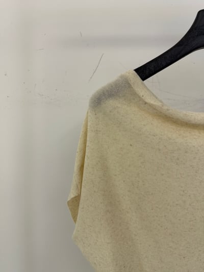 鎖骨垂墜感針織上衣｜溫柔氣質穿搭14