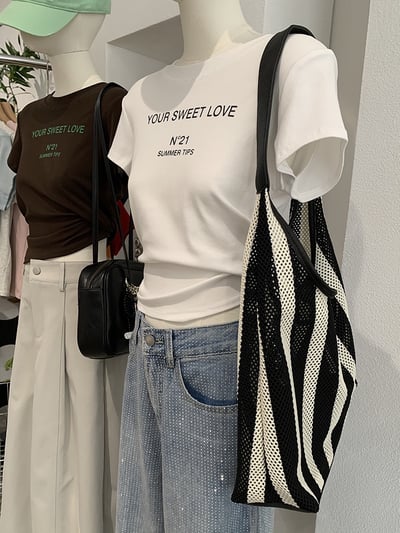 甜感修身字母短版T4