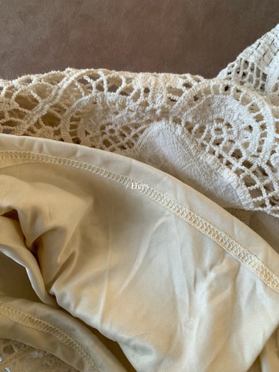 法式度假風蕾絲拼接長裙9