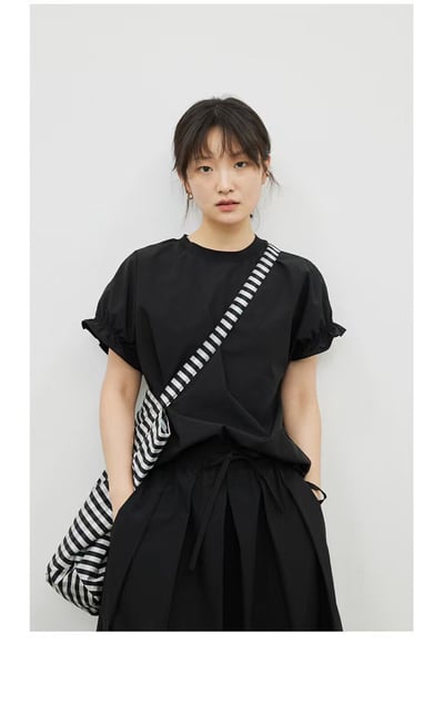 韓系甜美抓皺泡泡袖上衣5