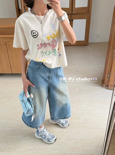 童趣塗鴉字母笑臉短版T｜減齡百搭款4