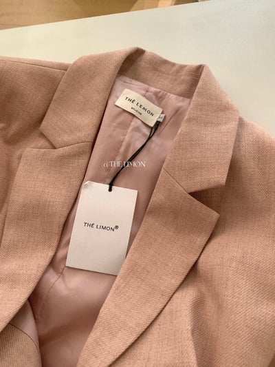 檸檬家#春日氣質裸粉修身西裝外套17