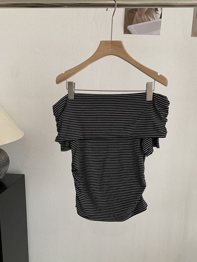 純欲風一字領細條紋修身上衣6