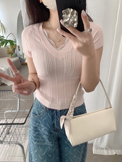 春日甜美V領立體坑紋針織上衣10