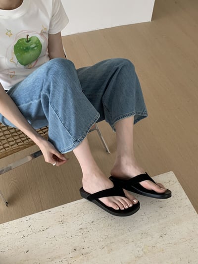 韓系極簡羊皮感夾腳涼拖7