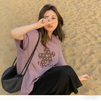 甜感小花花寬鬆印花T4