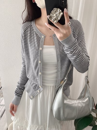 春日細條紋針織開襟外套13