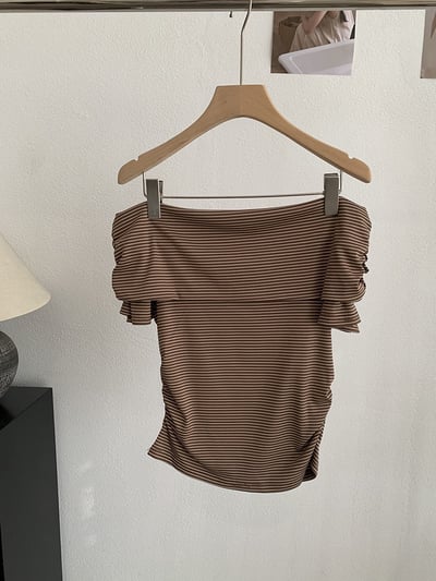 純欲風一字領細條紋修身上衣8