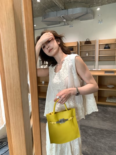 簡約復古緹花蕾絲拼接無袖上衣7