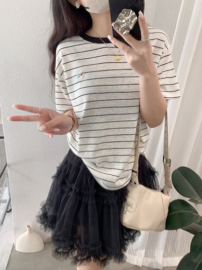 小狗刺繡撞色條紋T恤11