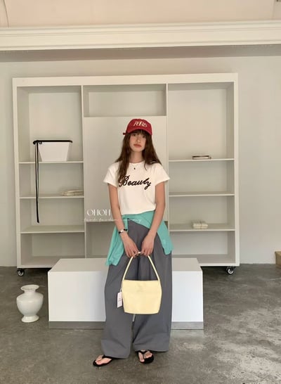 韓系氣質刺繡Beauty修身短版T7