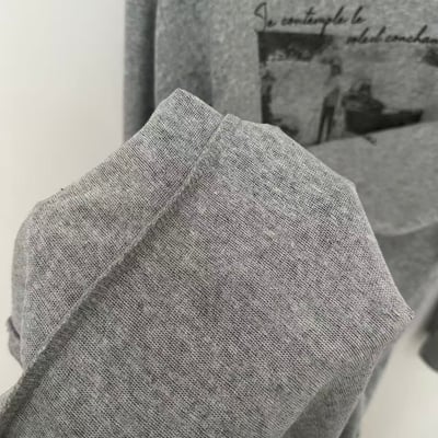 Kahlo｜慵懶斜肩感復古印花長袖T25